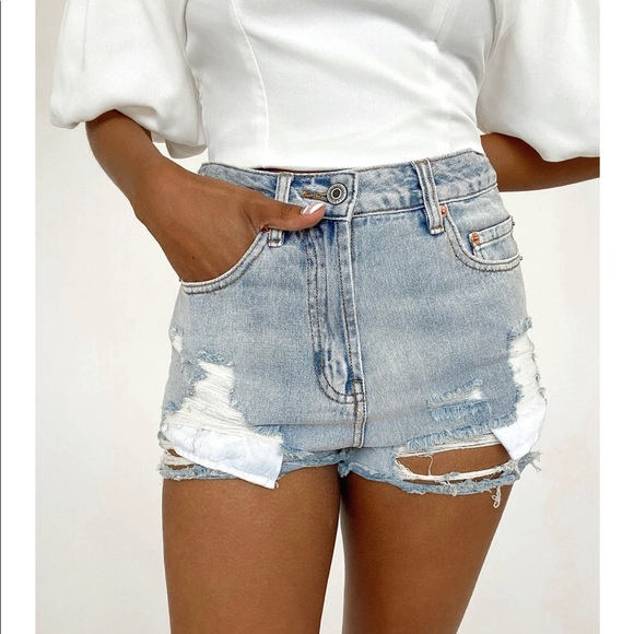 Ripped high waisted shorts - Picture 1 of 1